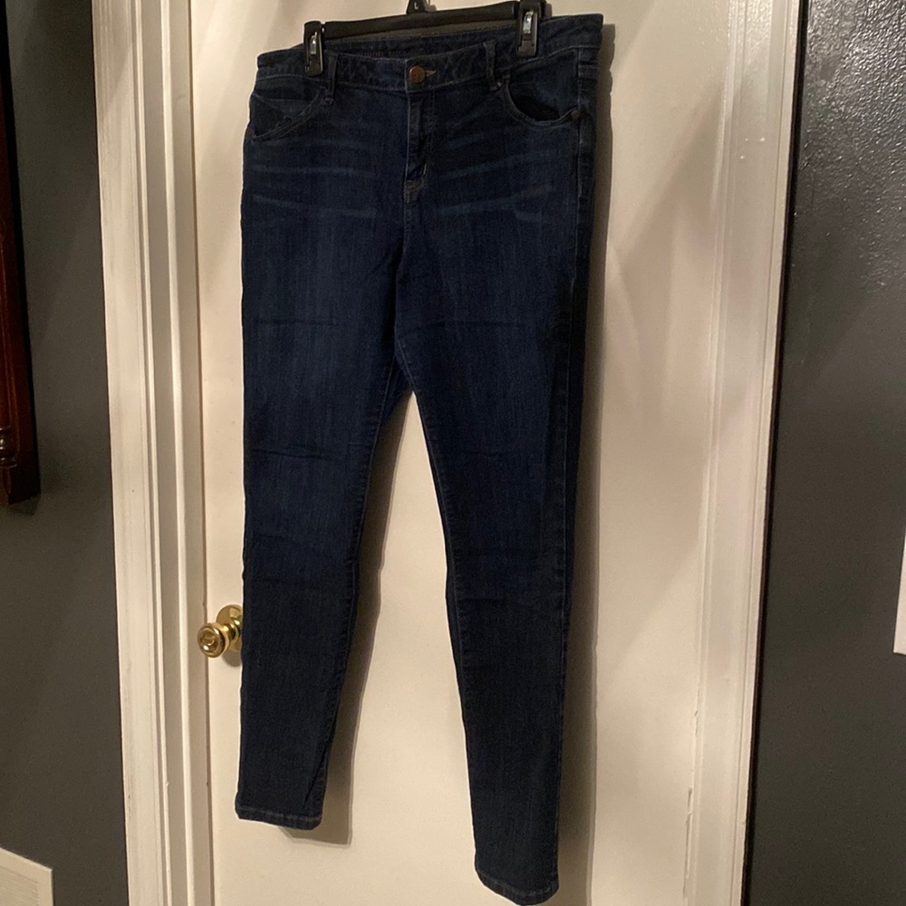 Simply Vera dark wash skinny jeans